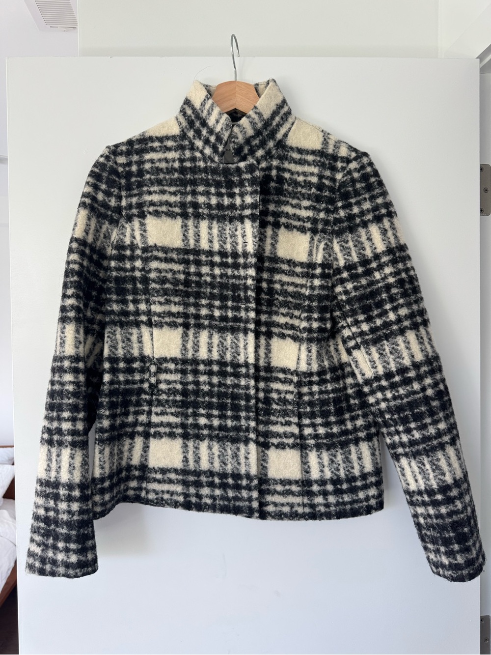 Banana Republic Womens Black & Cream Plaid Wool Jacket